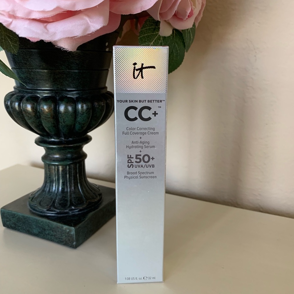 IT Cosmetics CC+ 50 SPF cream - Light